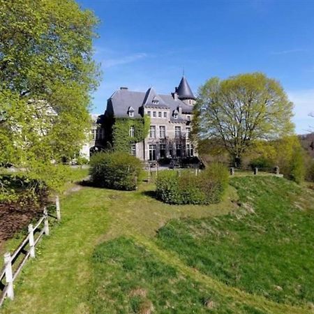 Le Petit Chateau De Blier Érezée المظهر الخارجي الصورة